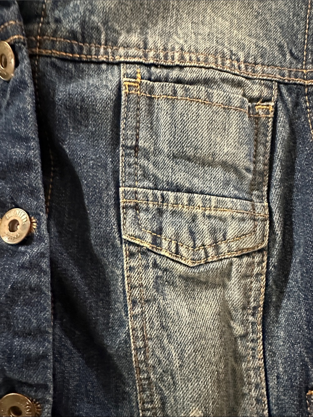 LIQUID JEANS Retro Classic Women's Distressed Denim Jacket Sz M Cool Fem Chic - Picture 6 of 13